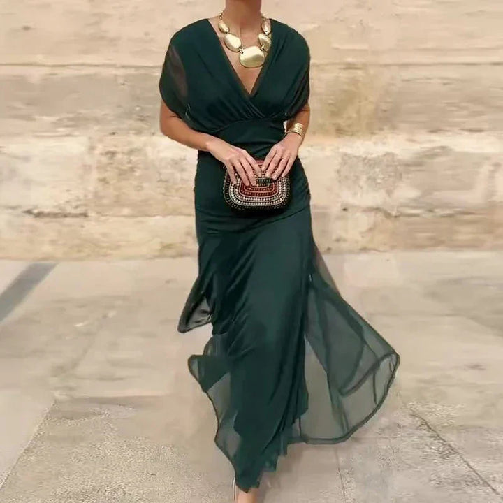 Hayden Laluna® | Sophisticated V-Neck Dress