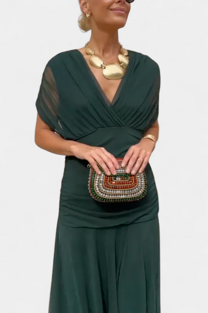 Hayden Laluna® | Sophisticated V-Neck Dress