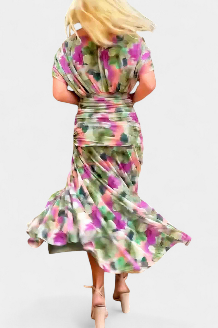 Hayden Laluna® | Sophisticated V-Neck Dress